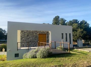 Casa · 265m² · 3 Dormitorios · 1 Cochera · Casa en Venta en Costa Esmeralda - Senderos I 94