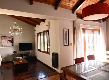 Casa de 10 ambientes, Rosario · Casa en Alquiler Disponible Arroyito