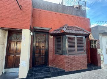PH · 55m² · 1 Dormitorio · Venta PH 2 amb C Patio. Av Piedra Buena 4300, Villa Lugano. Caba