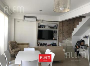 Departamento · 77m² · 4 Ambientes · Departamento de 3 Dorm. en Venta en Lomas de Zamora