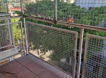 Departamento · 63m² · 4 Ambientes · 4 Amb Al Frente C/balcon Cerca Parque