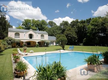 Casa · 600m² · 6 Dormitorios · Casa en Venta con Vista Al Golf - Teresa Urdapilleta Propiedades