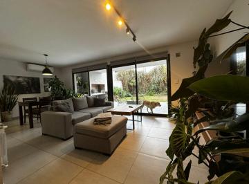 Casa · 151m² · 3 Dormitorios · 2 Cocheras · Venta Duplex 3 Dorm. 3 Baños Greenville 2 Cordoba 