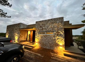 Casa de 4 ambientes, Costa Esmeralda · Casa Vista Al Golf