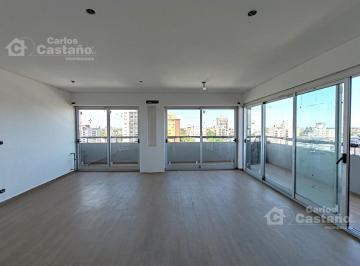 Departamento · 135m² · 4 Ambientes · 1 Cochera · Moderno Piso Completo de 135 m² Amplios con Vista Panorámica