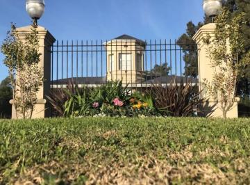 Terreno · 882m² · Lote en Venta Fondo a La Laguna en Lagos de San Eliseo