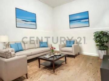 Casa · 36m² · 2 Ambientes · Departamento PH en Venta de 1 Dormitorio y Patio en La Plata.