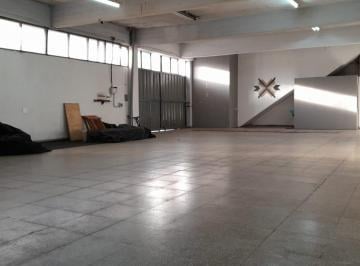 Depósito · 528m² · Depósito en Quilmes Entre Av Calchaqui y Av Mosconi