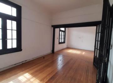 Casa de 4 ambientes, Villa Crespo · Local con Vivienda