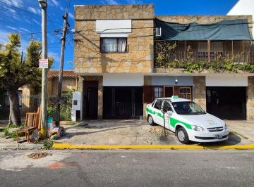 PH · 58m² · 5 Ambientes · 1 Cochera · PH en Villa Elvira