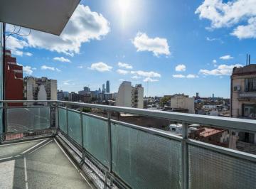 Departamento · 91m² · 4 Ambientes · Venta Dpto Semi - Piso de 4 Amb Al Frente C/balcon