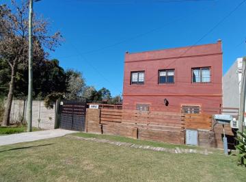 Casa · 98m² · 4 Ambientes · 2 Cocheras · Casa en de Vicenzo Grande - Manuel Alberti (Con Escritura)
