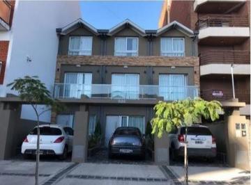 Departamento de 4 ambientes, Miramar · Departamento Alquiler Miramar Triplex