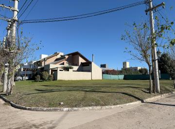 Terreno , Malagueño · Vendo - Lote Esquina Frente a Plaza - Tejas III - 575 m² - (17.17 X 33.5 M)
