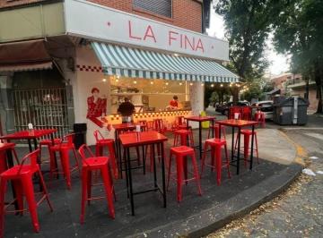 Local comercial · 55m² · 2 Ambientes · Esquina Sin Expensas con Sotano Excelente Renta 7%