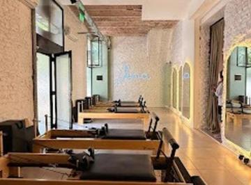Local comercial · 94m² · 1 Ambiente · Doble Altura Sin Expensas Alquilado Pilates Renta 8%