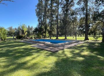 Quinta vacacional · 500m² · 8 Dormitorios · Se Alquila Casa Quinta Ruta 53 y Ruta 6 La Plata