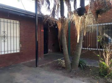 Casa · 214m² · 4 Ambientes · 3 Cocheras · Venta Casa 4 Ambientes + Depto, Quincho y Parrilla