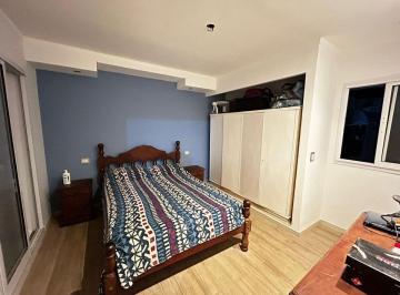 Casa · 104m² · 3 Ambientes · 1 Cochera · Venta Casa 3 Ambientes Cochera Patio San Martin