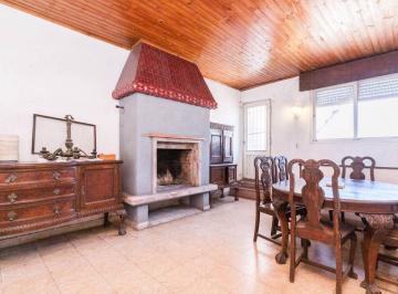 Depósito · 172m² · Depósito en Venta con Departamento de 4 Ambientes