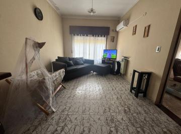 Casa · 174m² · 5 Ambientes · Venta Casa Florencio Varela