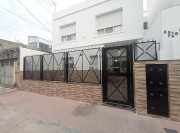 Casa de 3 ambientes, Avellaneda · Alquilo Casa Al Frente 3 Amb en Wilde