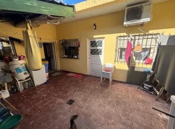 PH de 3 ambientes, Morón · P. H 3 Ambientes - Apto Crédito - Patio y Lavadero - Morón Sur