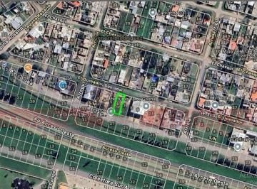 Terreno · 300m² · Terreno de 300 m² Sobre La Colectora Au. Acceso Oeste