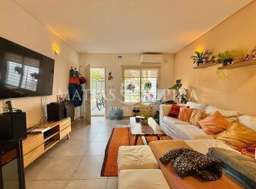 PH · 79m² · 4 Ambientes · 1 Cochera · Casa 4 Ambientes. | Bartolome Hidalgo 2045