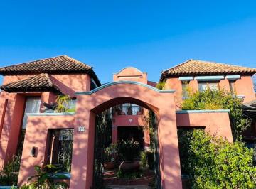 Casa de 8 ambientes, Tigre · Casa - 5 Dorm. en Suite - Playroom - Dependencia - Las Caletas, Nordelta
