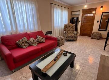 Casa de 4 ambientes, Dorrego · Casa en Venta en Dorrego