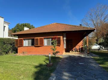 Casa · 103m² · 4 Ambientes · 2 Cocheras · Casa en Venta en Larena Country Club, Pilar, G. B. a. Zona Norte