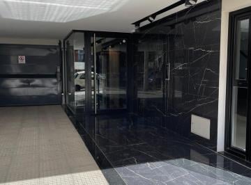 Departamento de 3 ambientes, Neuquén · Venta Departamento Adaptado a Consultorios