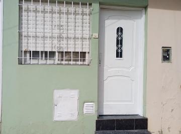 Casa de 2 ambientes, Lanús · Casa Luminosa Matrimonio o Estudiante a 15 m D Cap