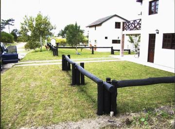 Casa · 525m² · 3 Ambientes · 2 Cocheras · Dos Casas de Dos Plantas
