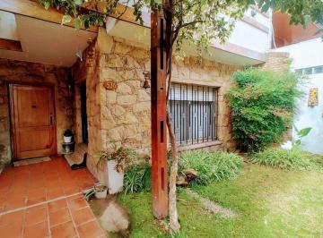 Casa · 170m² · 6 Ambientes · 2 Cocheras · Venta Casa 6 Amb en Monte Grande Parque Cocheras