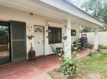 Casa · 100m² · 4 Ambientes · Venta Casa 2 Dorm. Los Cigarrales Unquillo