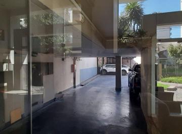 Departamento · 74m² · 3 Ambientes · 1 Cochera · Alquiler Quilmes Centro Impecable Tres Ambientes