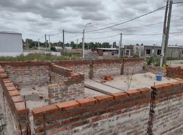 Terreno · 402m² · Venta Terreno de 402 m² con Construccion en Pando