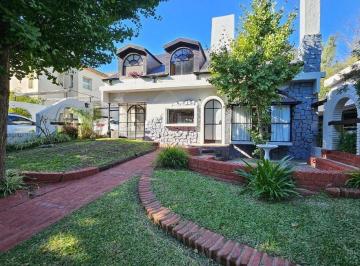 Casa · 114m² · 4 Ambientes · 1 Cochera · Casa 3 Dorm. Country S/panamericana F/pilar