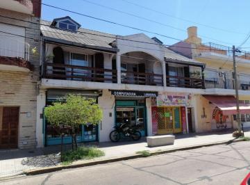 Casa · 346m² · 4 Ambientes · Venta Vivienda Locales Jardin Pileta Loma Hermosa