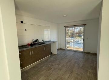 Departamento · 45m² · 2 Ambientes · Alquiler - Depto 2 Amb. con Balcon en Pellegrini y Larrea - Quilmes Oeste