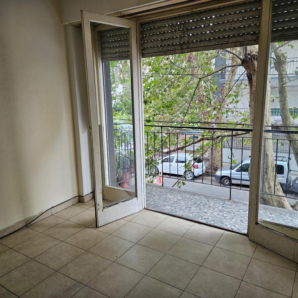 Depto 1 amb, 26m² con balcón — Terminal Vieja