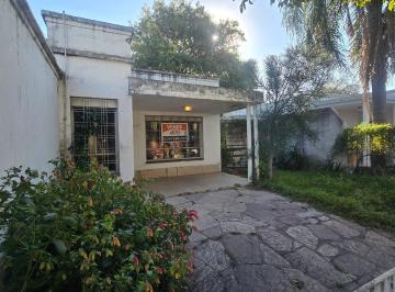 Casa de 6 ambientes, Córdoba · Villa Cabrera! Casa a Reciclar con Gran Potencial! Ubicación Estratégica