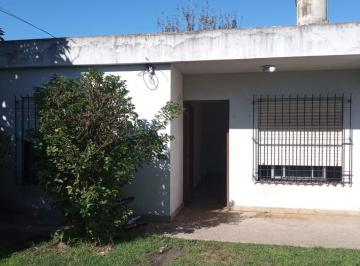 Casa de 2 ambientes, Presidente Perón · Dueño Alquila Casa