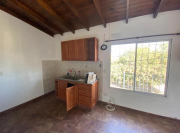 Departamento · 50m² · 3 Ambientes · Departamento Tres Ambientes Primer Piso Berazategui.