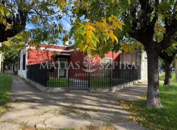 MSB-MS5-8590_2 · Casa 3 Ambientes. | Cura Navarro 3000