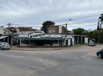 Local comercial de 5 ambientes, Villa Gesell · 5 Locales Multi - Familiar Zona Centro Villa Gesell