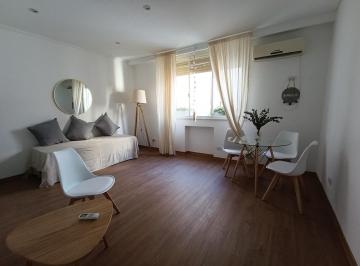 Departamento · 27m² · 1 Ambiente · Monoambiente Muy Luminoso en Viamonte y Reconquista