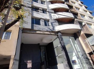 Departamento de 4 ambientes, Bahía Blanca · Semipisos Al Frente a Estrenar en Venta - Paraguay 135